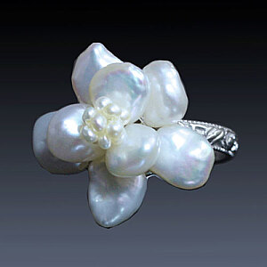 Mississippi Magnolia Ring
